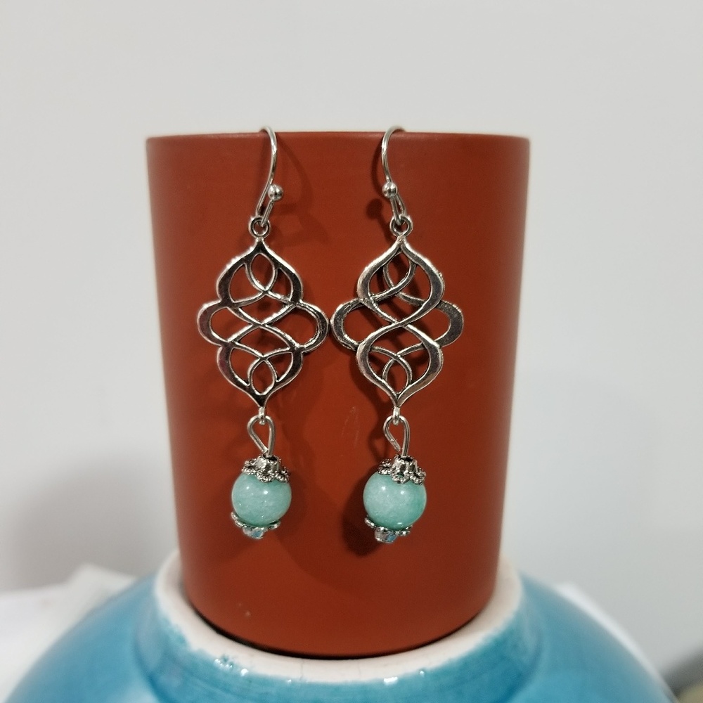 Light blue stone with Tibetan knot dangly earrings - Picture 1 of 3